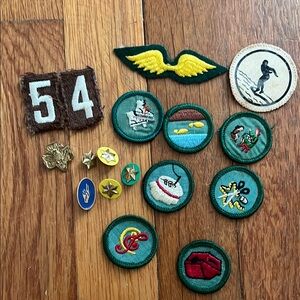 1970’s Girl Scouts Brownies Patches and Pins Collection